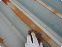 工場屋根塗装1-錆取2